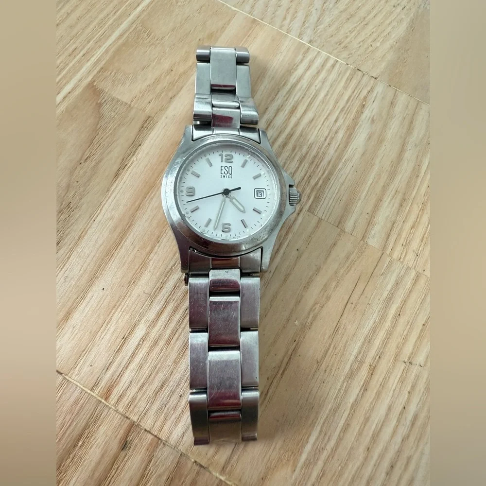 Esq by Movado ladies silver tone stainless steel watch NEW BATTERY